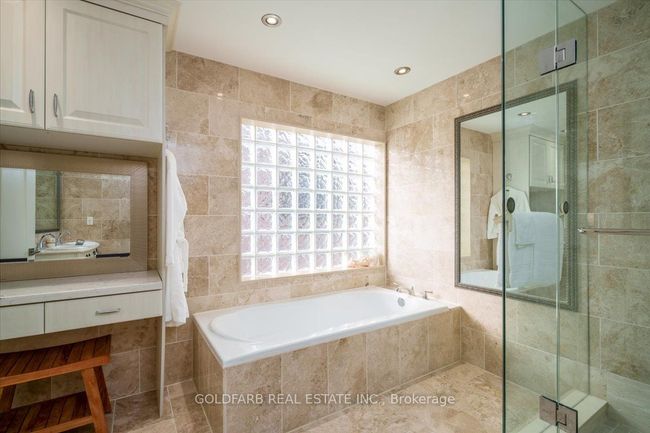 215 Thomson Creek Blvd, House other with 5 bedrooms, 4 bathrooms and 3 parking in Woodbridge ON | Image 22