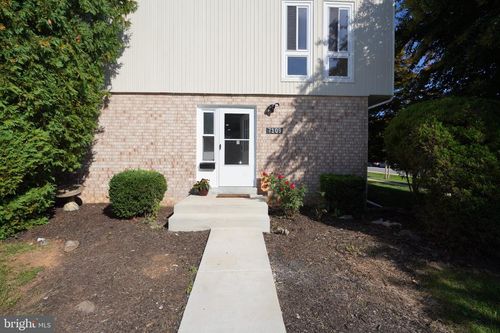 17-1-7109 Mill Run Dr, ROCKVILLE, MD, 20855-1208 | Card Image