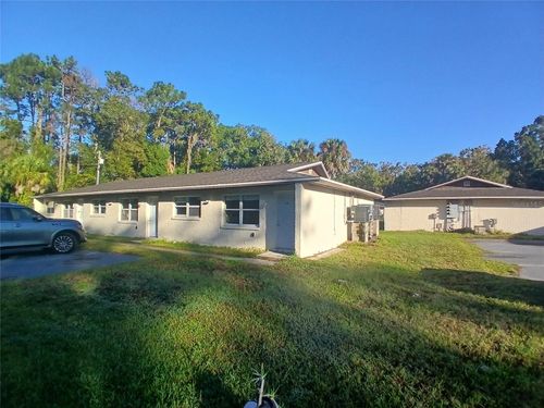 753 Ne 9th St, Crystal River, FL, 34428-3754 | Card Image