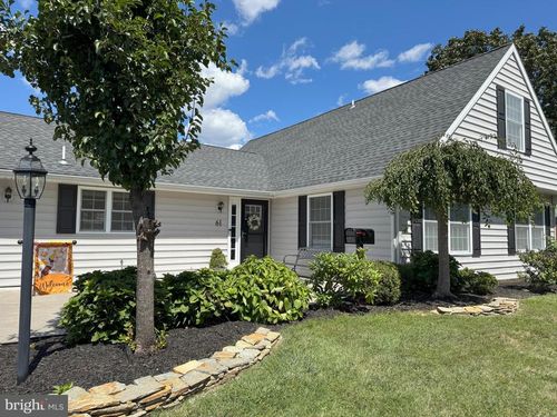 61 Rose Apple Rd, LEVITTOWN, PA, 19056-2317 | Card Image