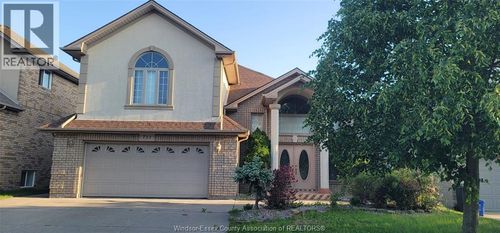 733 Massimo Cres, Windsor, ON, N9G3C7 | Card Image