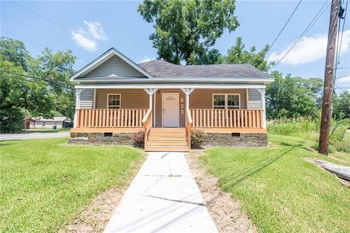 823 Cooper Dr Ne, Dawson, GA, 39842-1200 | Card Image
