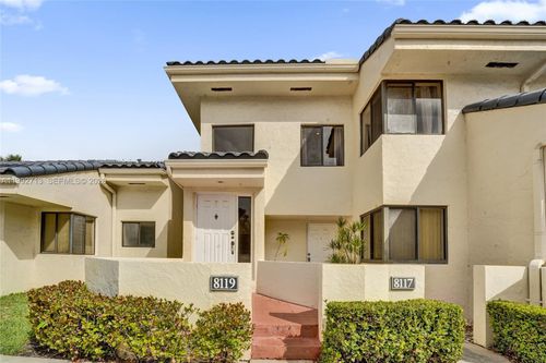 8119-8119 Nw 17th Mnr, Plantation, FL, 33322-5462 | Card Image