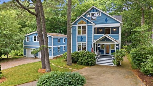 27 Saratoga Ave, Westerly, RI, 02891-1117 | Card Image