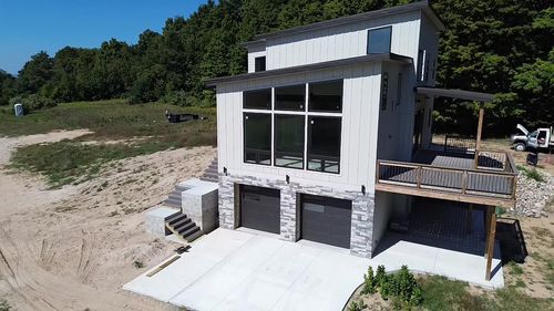 136 Mooney Way, Kewadin, MI, 49648-9415 | Card Image