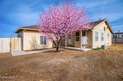 35 Buffalo Ln, Yerington, NV, 89447-9459 | Card Image