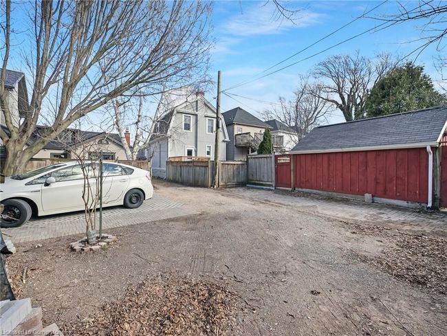80 Ferrie St W, House other with 2 bedrooms, 2 bathrooms and 1 parking in Hamilton ON | Image 32