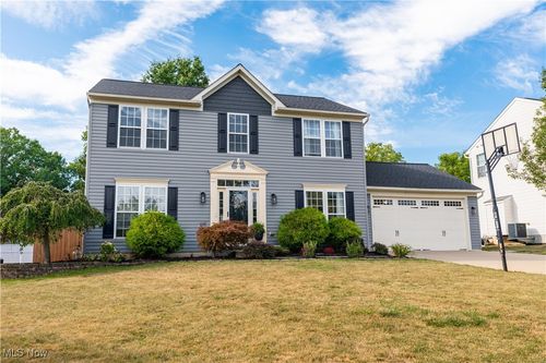 2676 Pinegate Dr, Norton, OH, 44203-3964 | Card Image