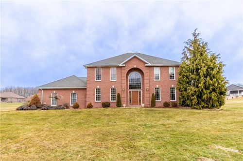 206 Fox Hollow Dr, Center Twp - BUT, PA, 16001 | Card Image