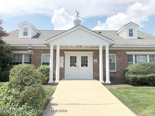 1ne-623 River Rd, Fair Haven, NJ, 07704-3200 | Card Image