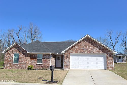 8013 Pillow Dr, Milan, TN, 38358-6317 | Card Image