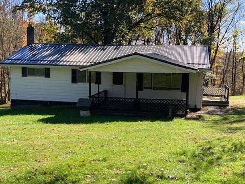 578 Mill Street, St Petersburg, NY, 10649 | Card Image