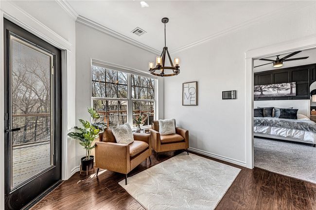Breakfast area Main level | Image 14