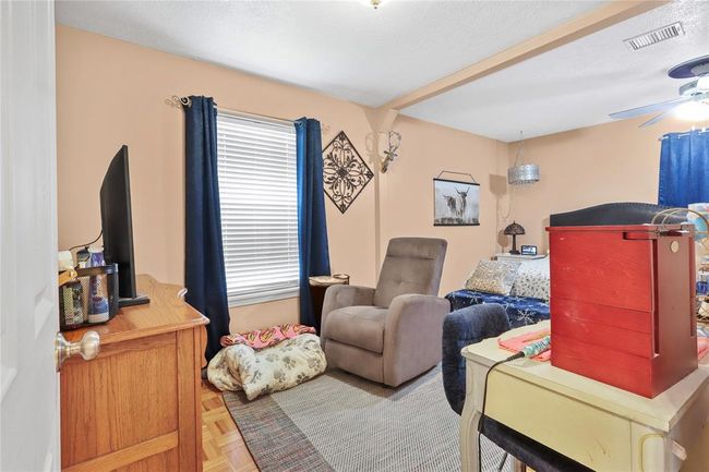 826 Ivyhollow Dr, House other with 3 bedrooms, 2 bathrooms and 4 parking in Channelview TX | Image 15