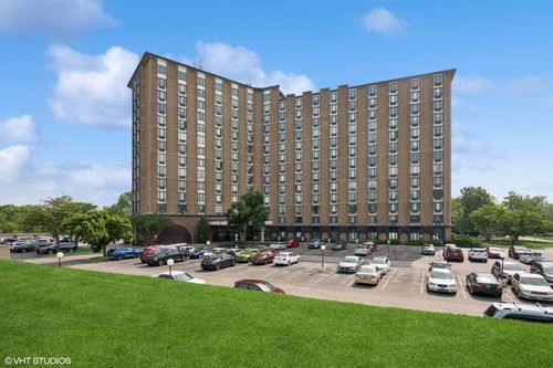 4ph-1 Renaissance Pl, Palatine, IL, 60067-3642 | Card Image