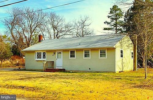 8 Roberts Ln, BERLIN, NJ, 08009-9541 | Card Image