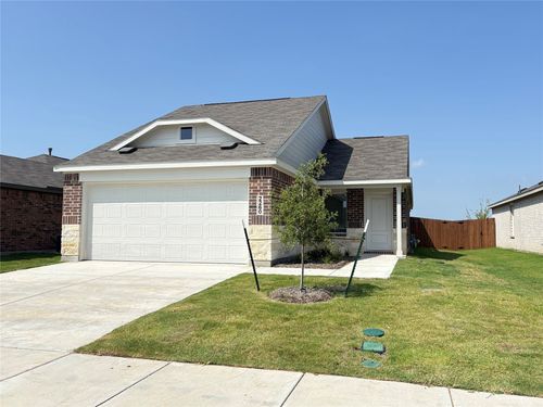 2260 Neyland Dr, Ennis, TX, 75119-8940 | Card Image
