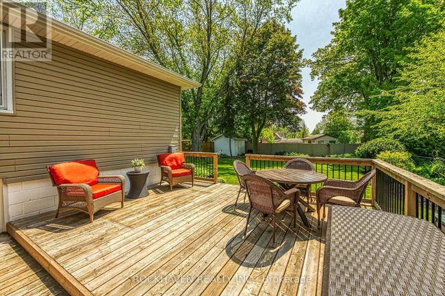 22 Nelson Street, House other with 3 bedrooms, 2 bathrooms and 5 parking in Hamilton (Waterdown) ON | Image 37