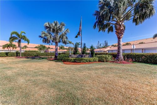 apt-10-2365 Bayou Ln, NAPLES, FL, 34112-8748 | Card Image