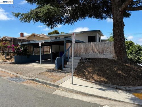 16701 Liberty St, Ashland, CA, 94578-2439 | Card Image