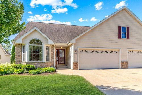 1923 Cedar Street, Grafton, WI, 53024 | Card Image