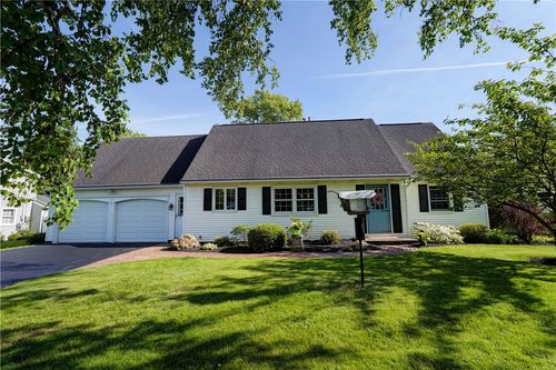 65 Hawthorne Dr, Spencerport, NY, 14559-2135 | Card Image