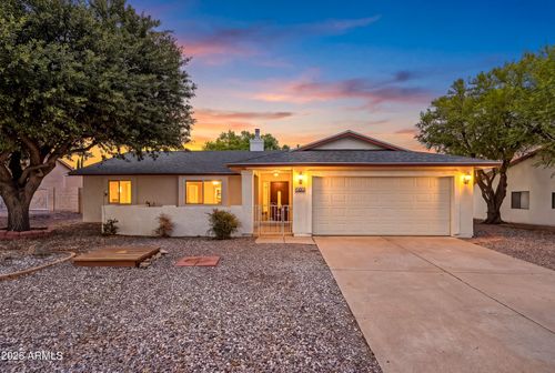 2817 Canyon View Dr, Sierra Vista, AZ, 85650-6835 | Card Image