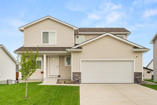 2720 21st Street Sw, Altoona, IA, 50009 | Card Image