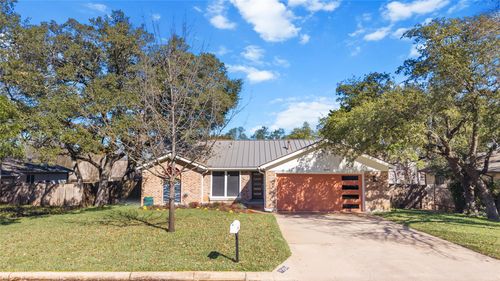 4504 Tamarack Trl, Austin, TX, 78727-2857 | Card Image