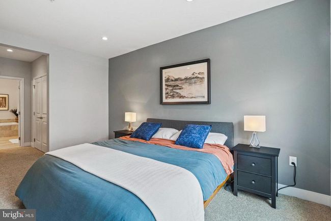APT-104C - 1811 14 Th St N, Condo with 2 bedrooms, 3 bathrooms and null parking in ARLINGTON VA | Image 21
