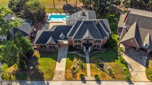 24611 W Kingscrest Cir, Spring, TX, 77389-4927 | Card Image