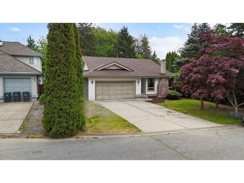 8068 161a St, Surrey, BC, V4N0J8 | Card Image