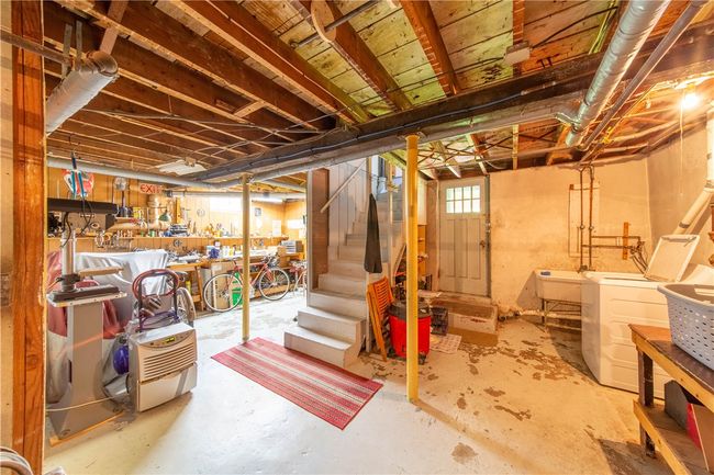 261 Hardig Rd, House other with 3 bedrooms, 2 bathrooms and 6 parking in Warwick RI | Image 43