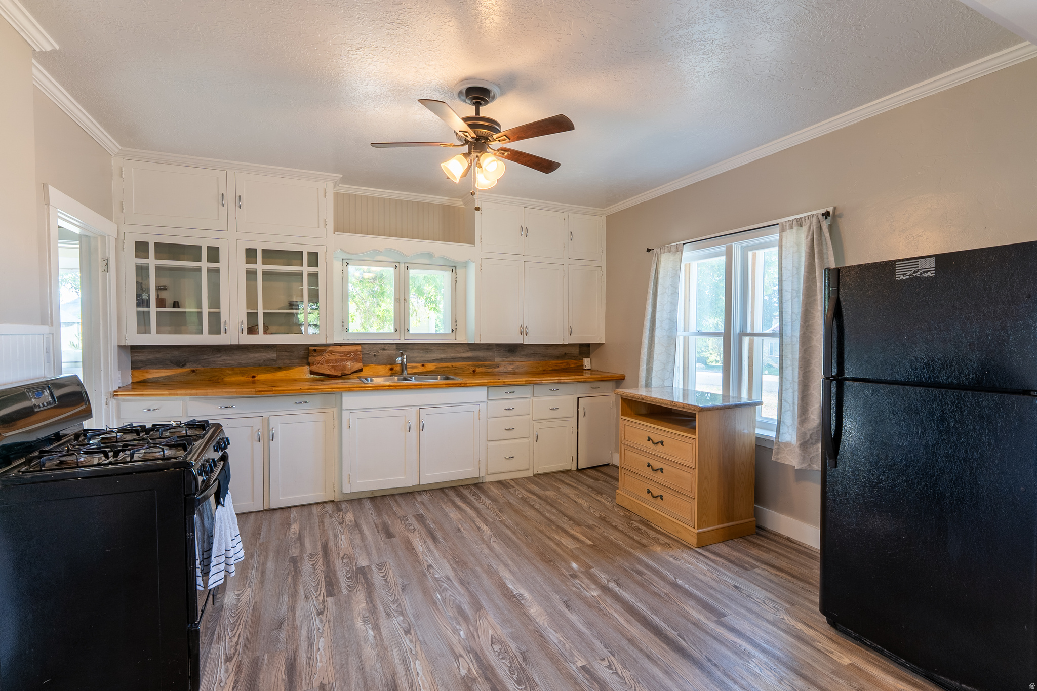 Residential in Fountain Green 4