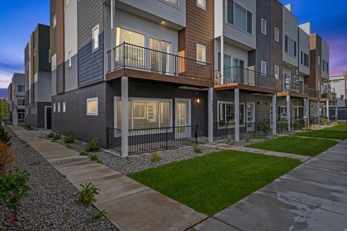 4577 W Pleasant Pine Ct, West Valley City, UT, 84120-3039 | Card Image