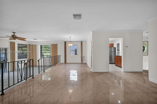0-244 Nw 43rd St, Miami, FL, 33127 | Card Image