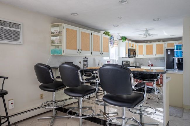 UNIT-32 - 68 Kings Hwy, Condo with 3 bedrooms, 2 bathrooms and null parking in Hampton NH | Image 5