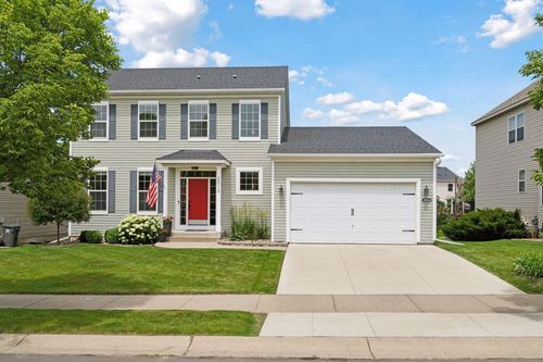 2034 Schoolmaster Dr, Chaska, MN, 55318-1581 | Card Image