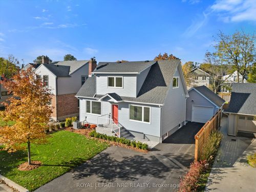 118 Glenwood Ave, Saint Catharines, ON, L2R4C7 | Card Image