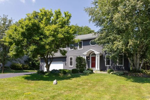 4881 Excalibur Dr, Syracuse, NY, 13215-9303 | Card Image