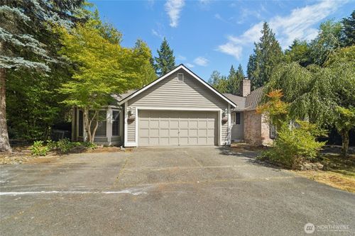 19238 184th Pl Ne, Woodinville, WA, 98077-8260 | Card Image