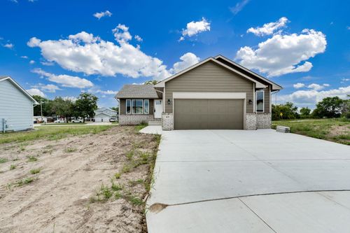1631 N Magnolia Ct, Andover, KS, 67002-9032 | Card Image