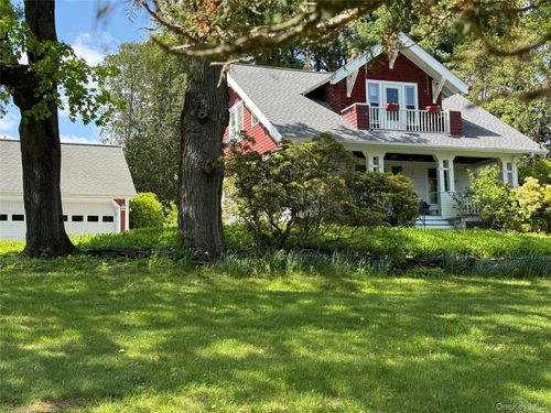 10 Edwin Rd, Poughkeepsie, NY, 12603-1507 | Card Image