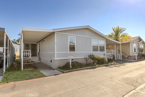 126 Pecan Ln, Fountain Valley, CA, 92708-5722 | Card Image