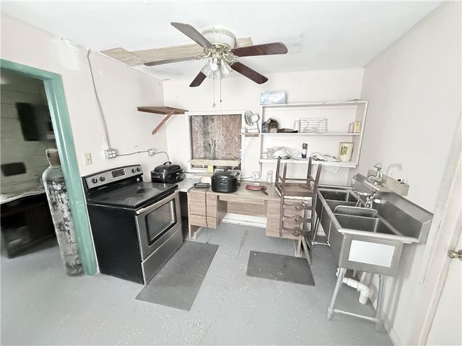 605 N Front St, Home with 0 bedrooms, 0 bathrooms and null parking in Mathis TX | Image 14