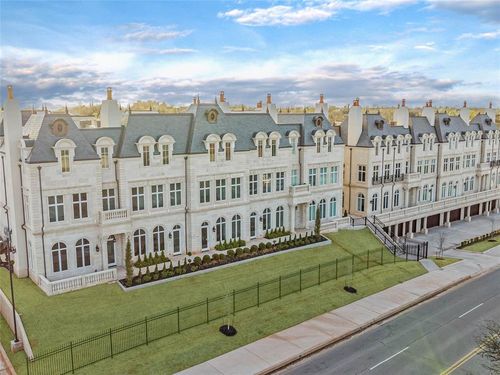 6103-6100 Nw Grand Blvd, Oklahoma City, OK, 73118-1030 | Card Image