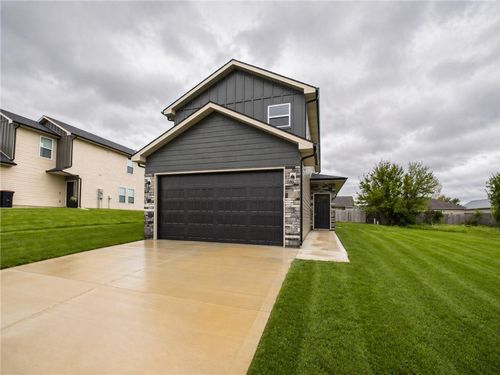 708 Mahogany Ct, Warrensburg, MO, 64093-2936 | Card Image