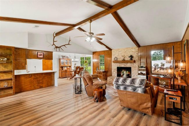 9510 Gates Loop, House other with 2 bedrooms, 1 bathrooms and 2 parking in Manvel TX | Image 6