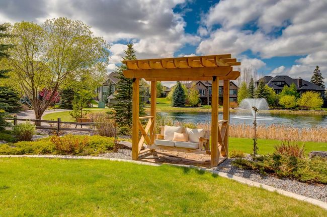 1 Ranche Dr, House other with 3 bedrooms, 3 bathrooms and 6 parking in Heritage Pointe AB | Image 9