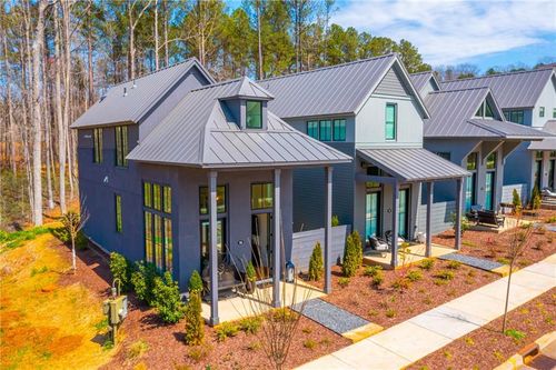 155 Mado Ln, Chattahoochee Hills, GA, 30268-2390 | Card Image